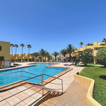 Seaside Apartment Corralejo : A Cozy Holiday Home In A Peaceful Well Located Green Complex Exterior foto