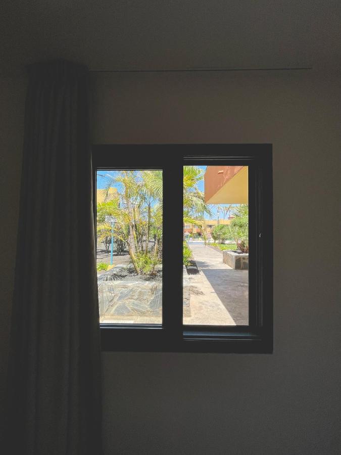 Seaside Apartment Corralejo : A Cozy Holiday Home In A Peaceful Well Located Green Complex Exterior foto